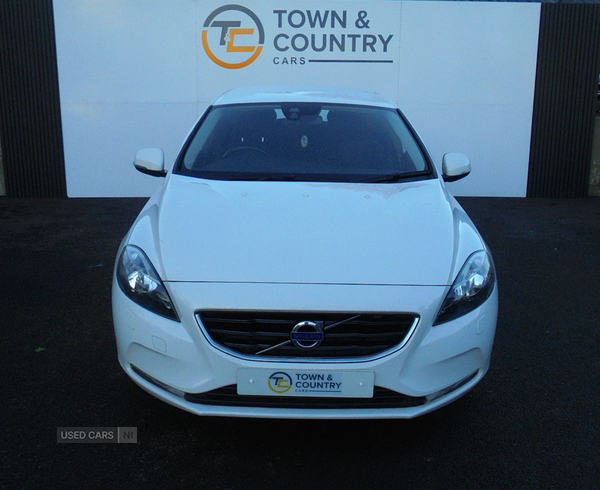 Volvo V40 DIESEL HATCHBACK in Antrim