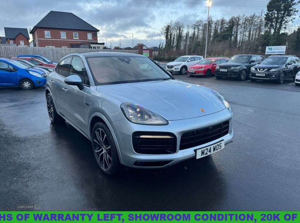 2023 Porsche Cayenne 3.0 V6 4d 456 BHP Showroom condition 20k of extras