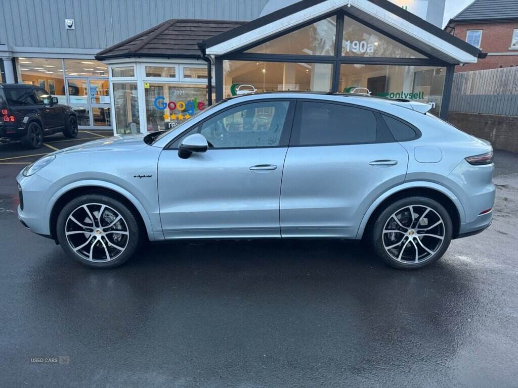  2023 Porsche Cayenne 3.0 V6 4d 456 BHP Showroom condition 20k of extras