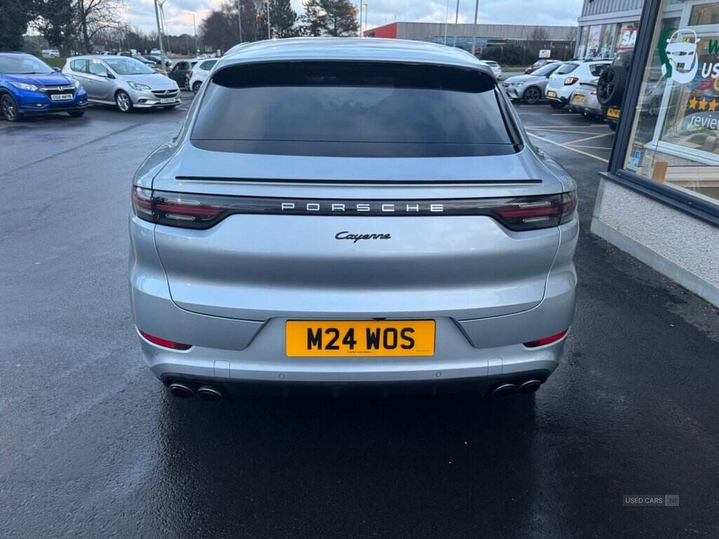  2023 Porsche Cayenne 3.0 V6 4d 456 BHP Showroom condition 20k of extras