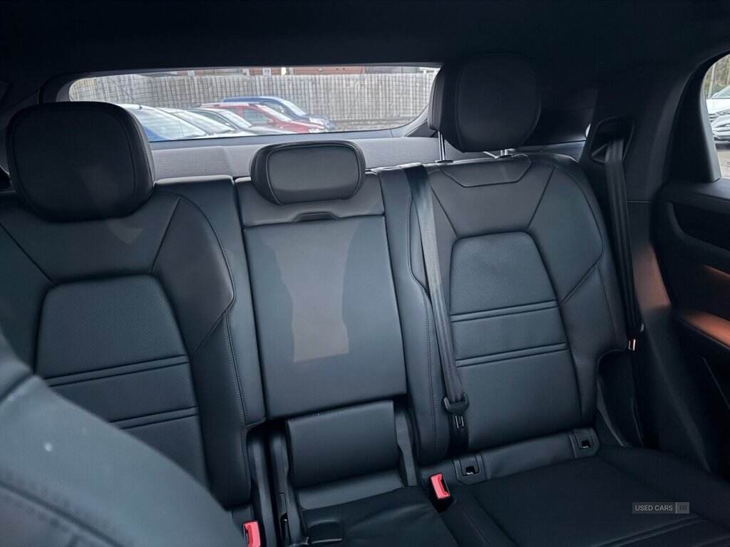  2023 Porsche Cayenne 3.0 V6 4d 456 BHP Showroom condition 20k of extras