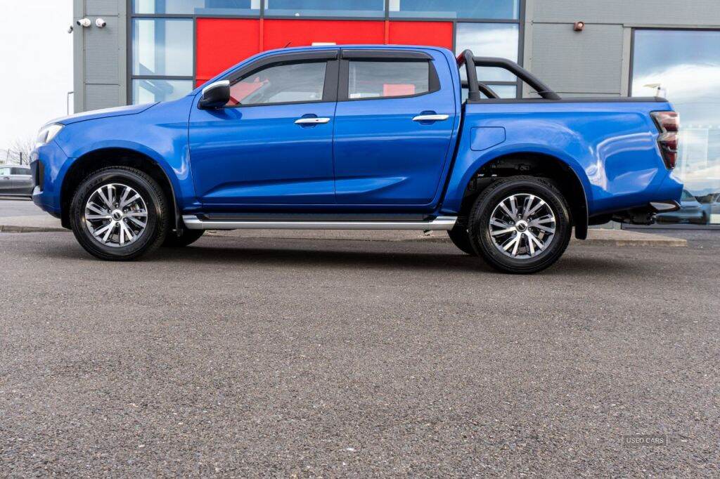 Jan 2025 Isuzu D-Max 1.9 DL40 Double Cab 4x4