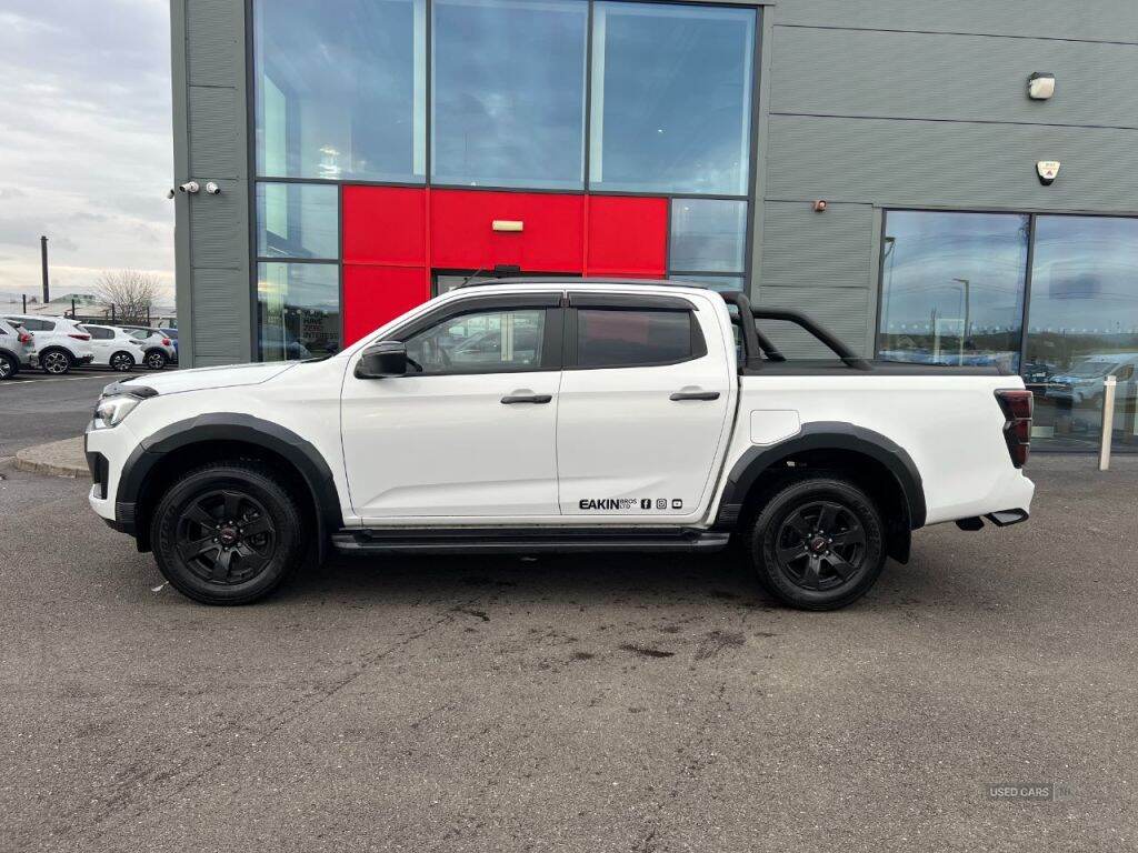Jan 2025 Isuzu D-Max 1.9 V-Cross Double Cab 4x4 Auto