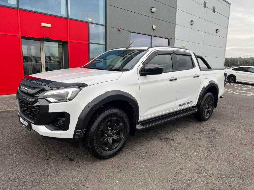 Jan 2025 Isuzu D-Max 1.9 V-Cross Double Cab 4x4 Auto