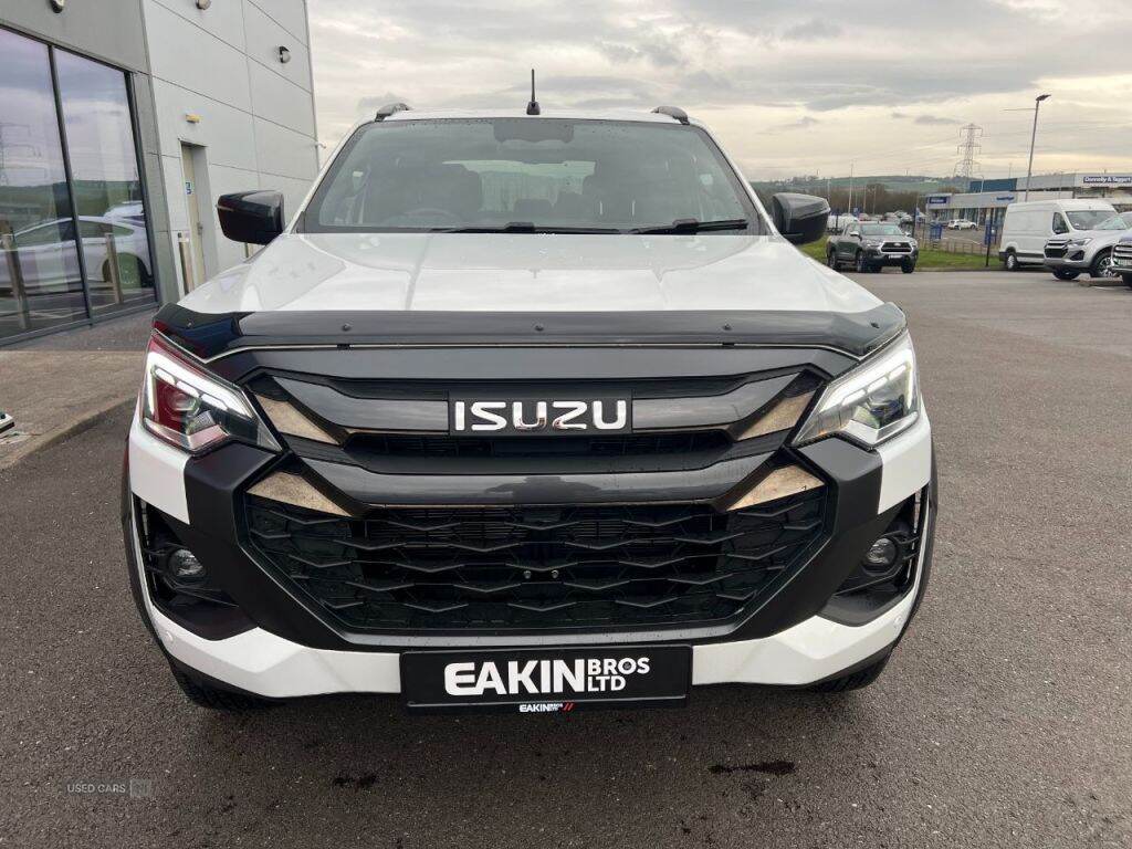Jan 2025 Isuzu D-Max 1.9 V-Cross Double Cab 4x4 Auto