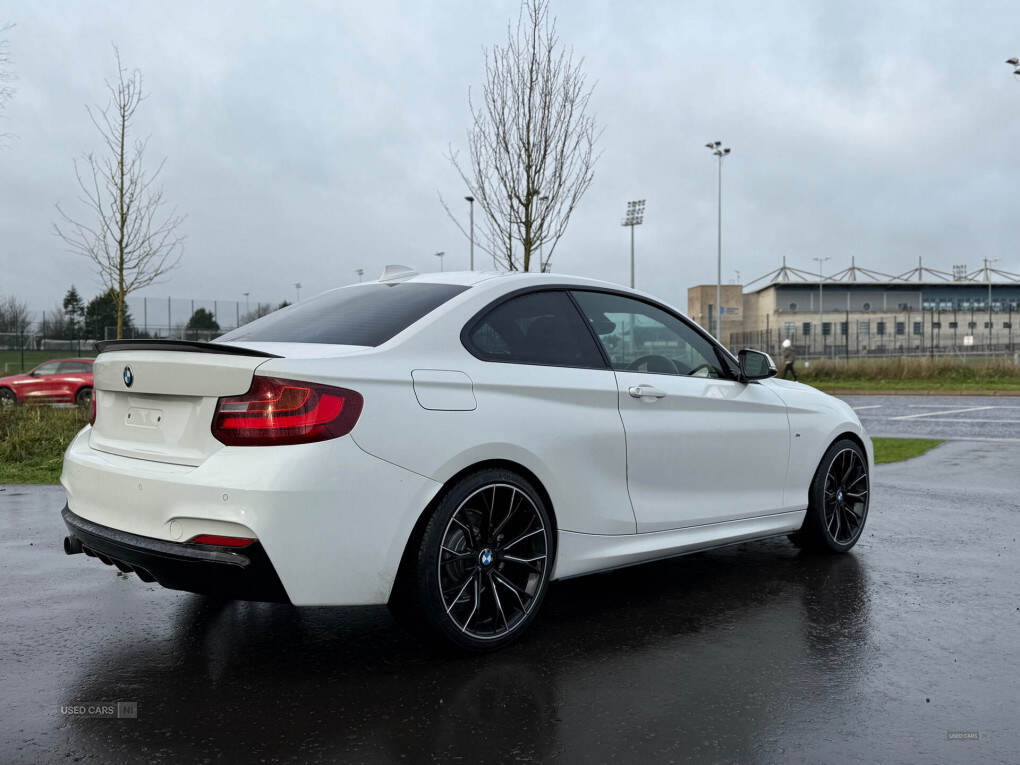 Apr 2015 BMW 2 Series 218d M Sport 2dr