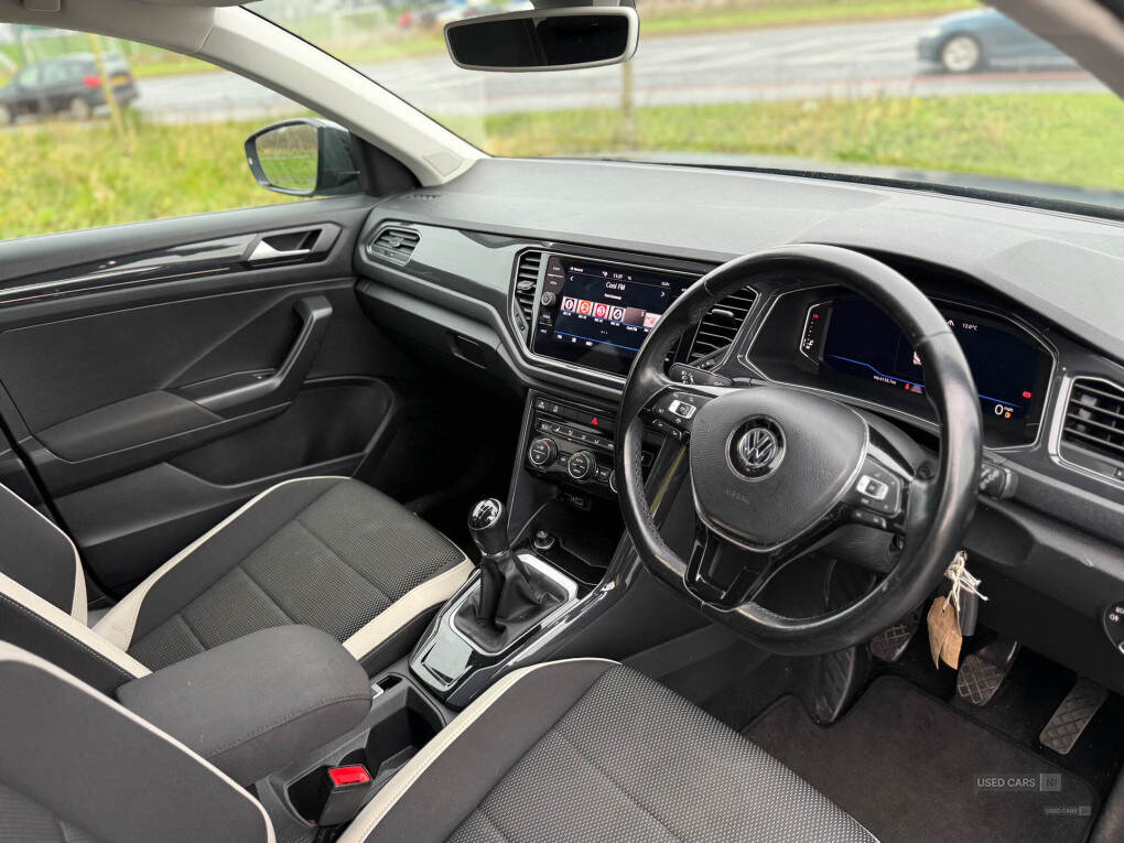 Jul 2019 Volkswagen T-Roc 1.6 TDI SEL 5dr