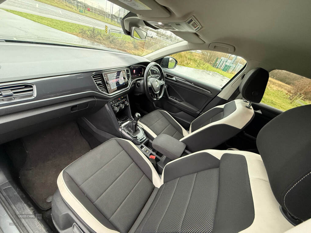 Jul 2019 Volkswagen T-Roc 1.6 TDI SEL 5dr