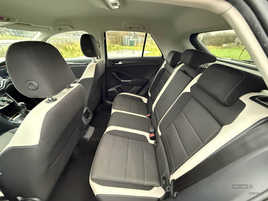 Jul 2019 Volkswagen T-Roc 1.6 TDI SEL 5dr