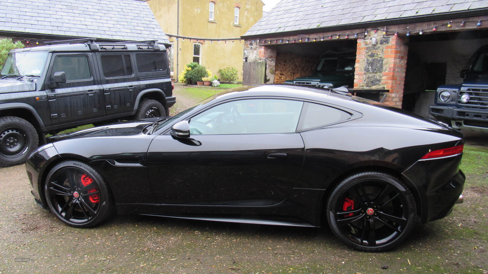Mar 2014 Jaguar F-Type 5.0 Supercharged V8 R 2dr Auto