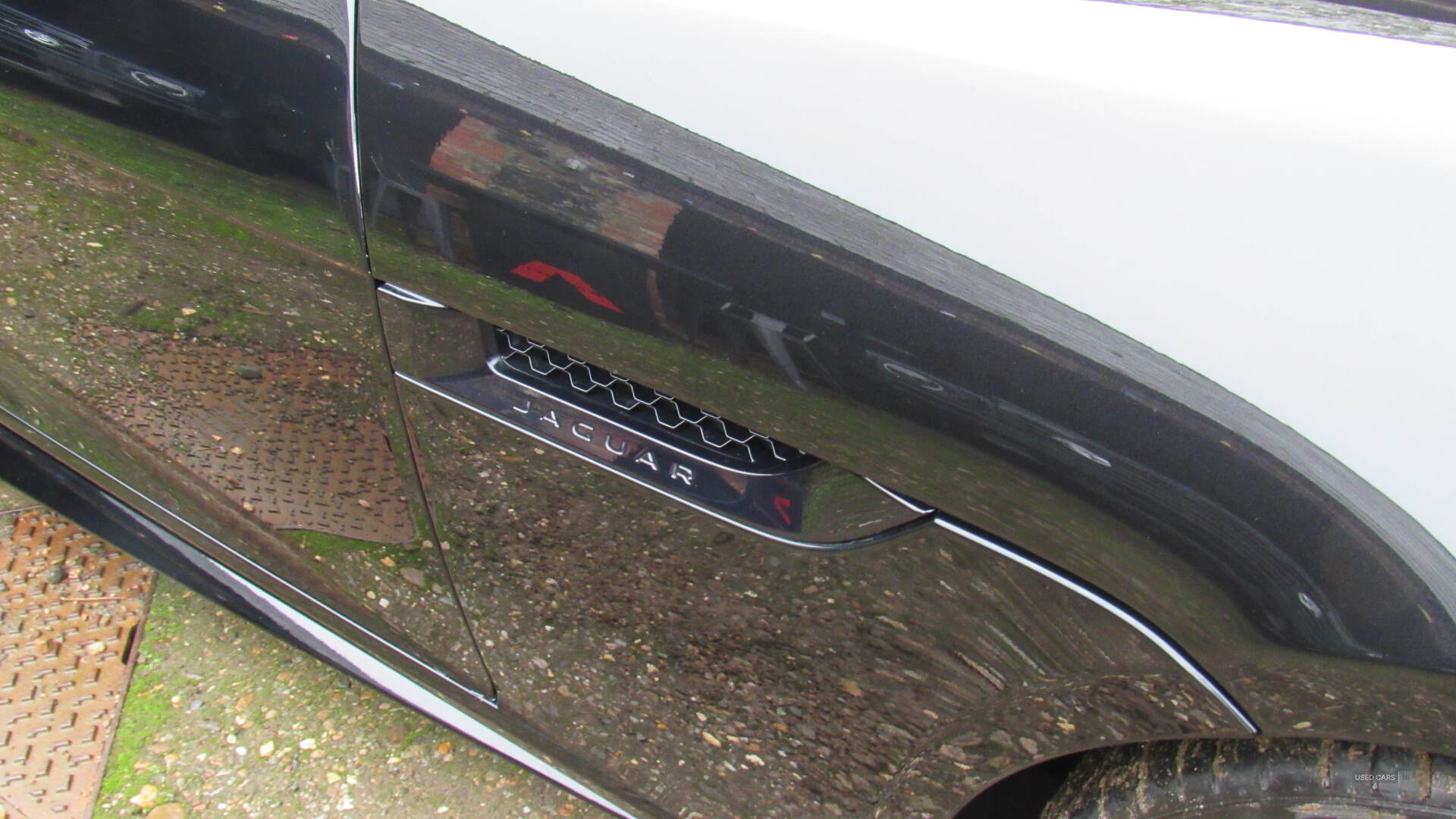 Mar 2014 Jaguar F-Type 5.0 Supercharged V8 R 2dr Auto