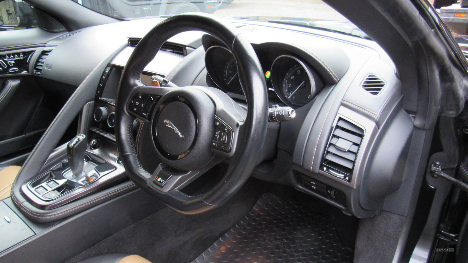 Mar 2014 Jaguar F-Type 5.0 Supercharged V8 R 2dr Auto