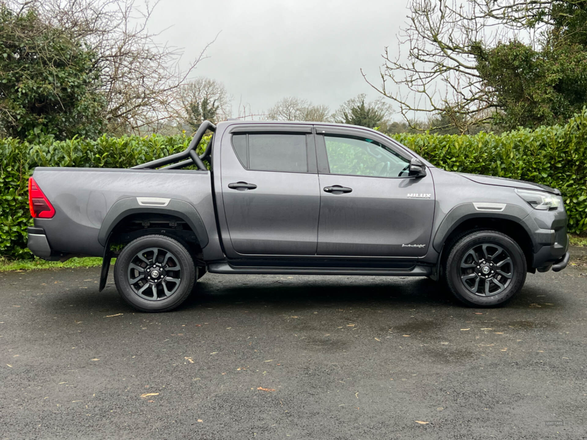 Toyota Hilux DIESEL in Down