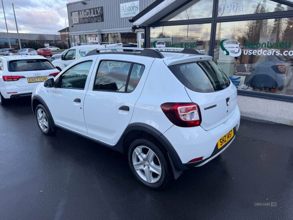Mar 2014 Dacia Sandero Stepway 1.5 dCi Ambiance 5dr
