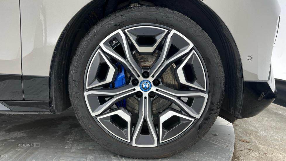 Apr 2024 BMW iX 385kW xDrive50 M Sport 111.5kWh 5dr Auto