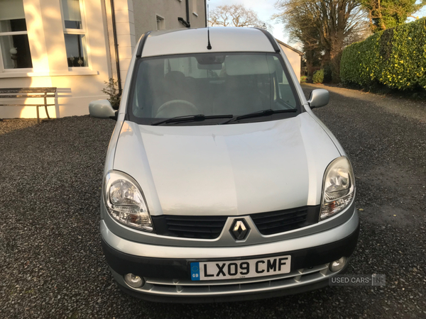 Renault Kangoo ESTATE in Down