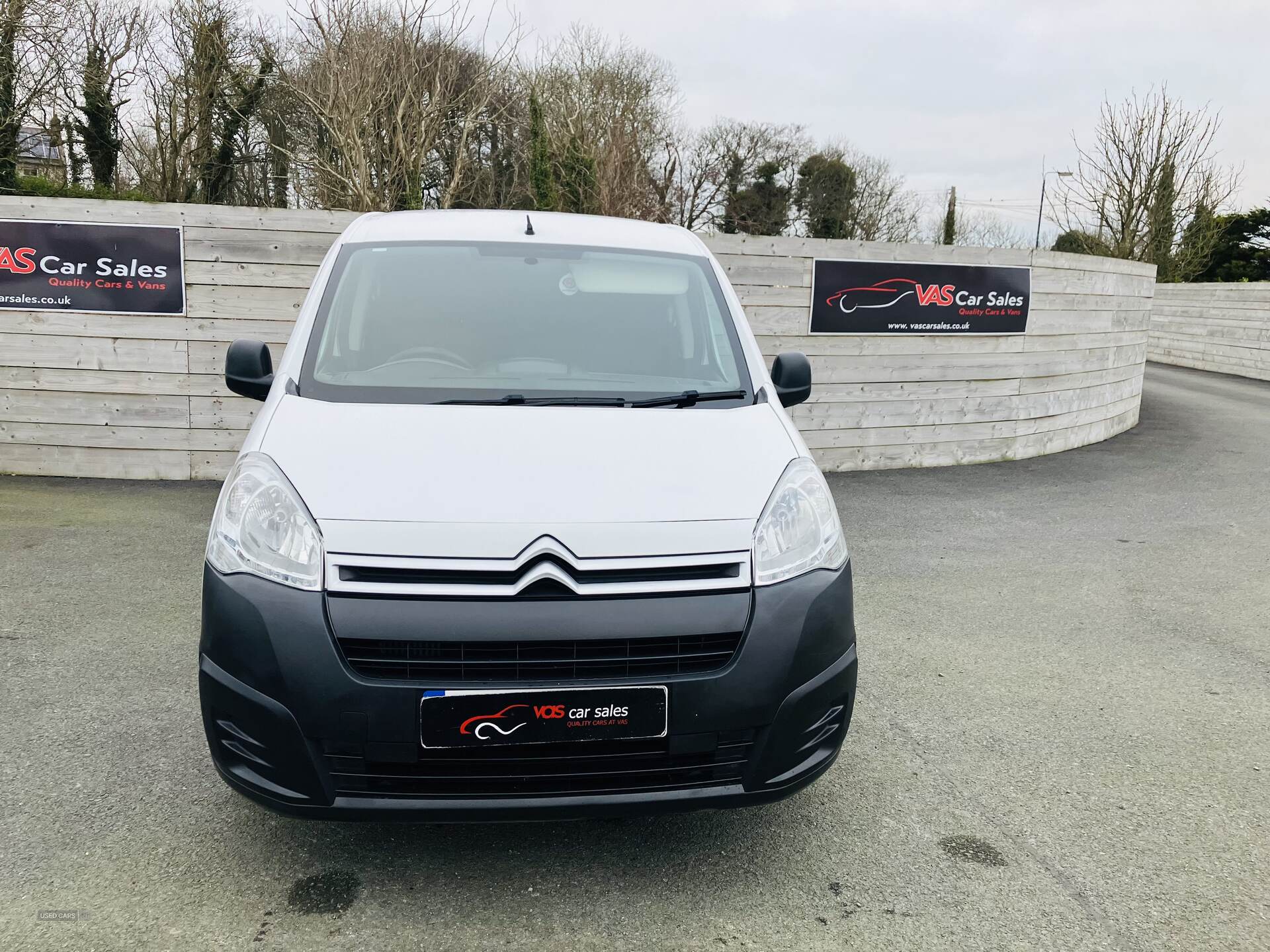 Citroen Berlingo L2 DIESEL in Down