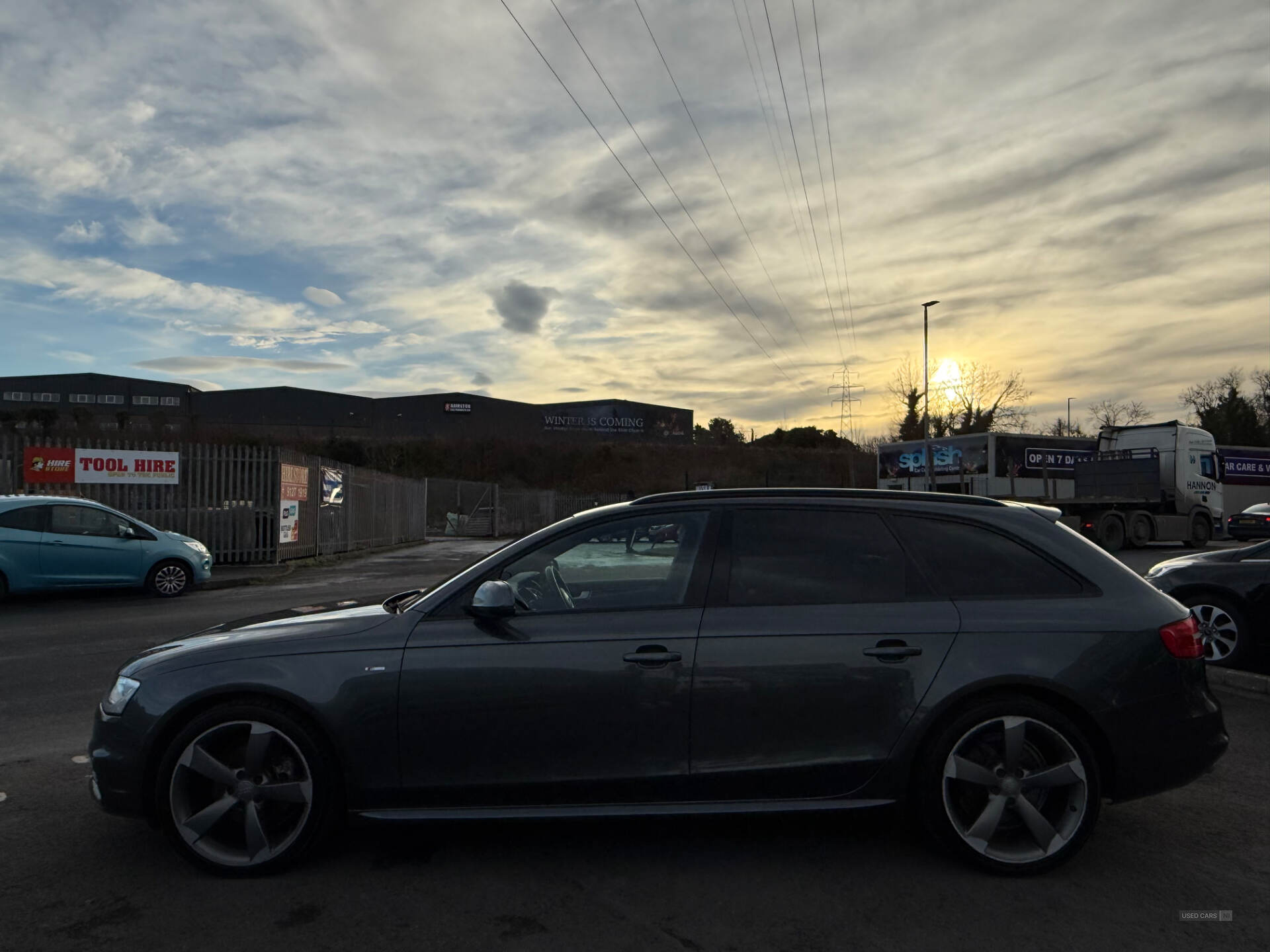 Audi A4 AVANT SPECIAL EDITIONS in Down