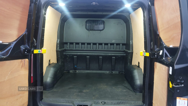 Ford Transit Custom 300 L1 DIESEL FWD in Down