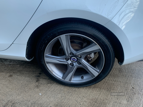 Volvo V40 DIESEL HATCHBACK in Antrim