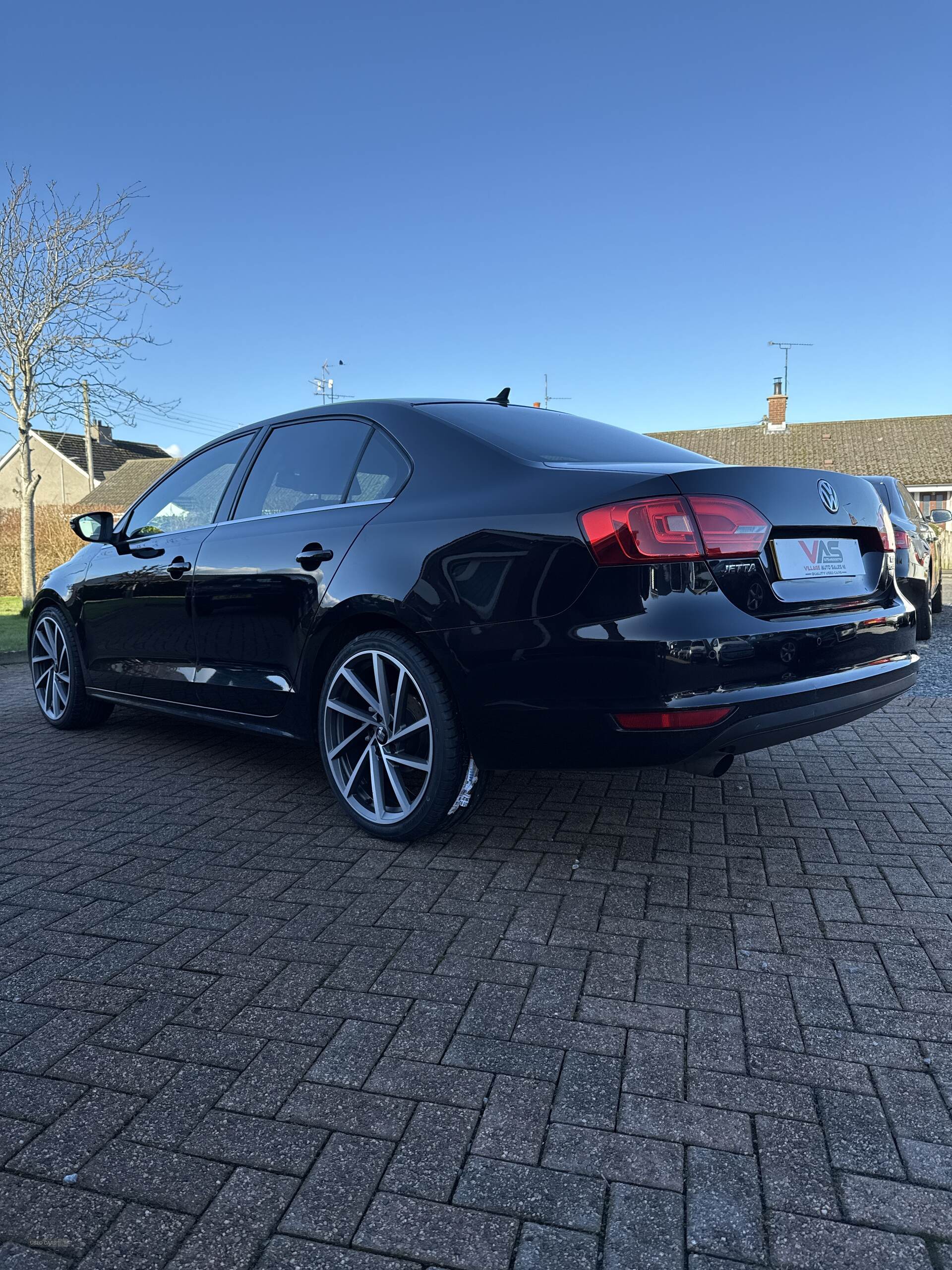 Oct 2013 Volkswagen Jetta 1.6 TDI CR Bluemotion Tech Limited Edition 4dr