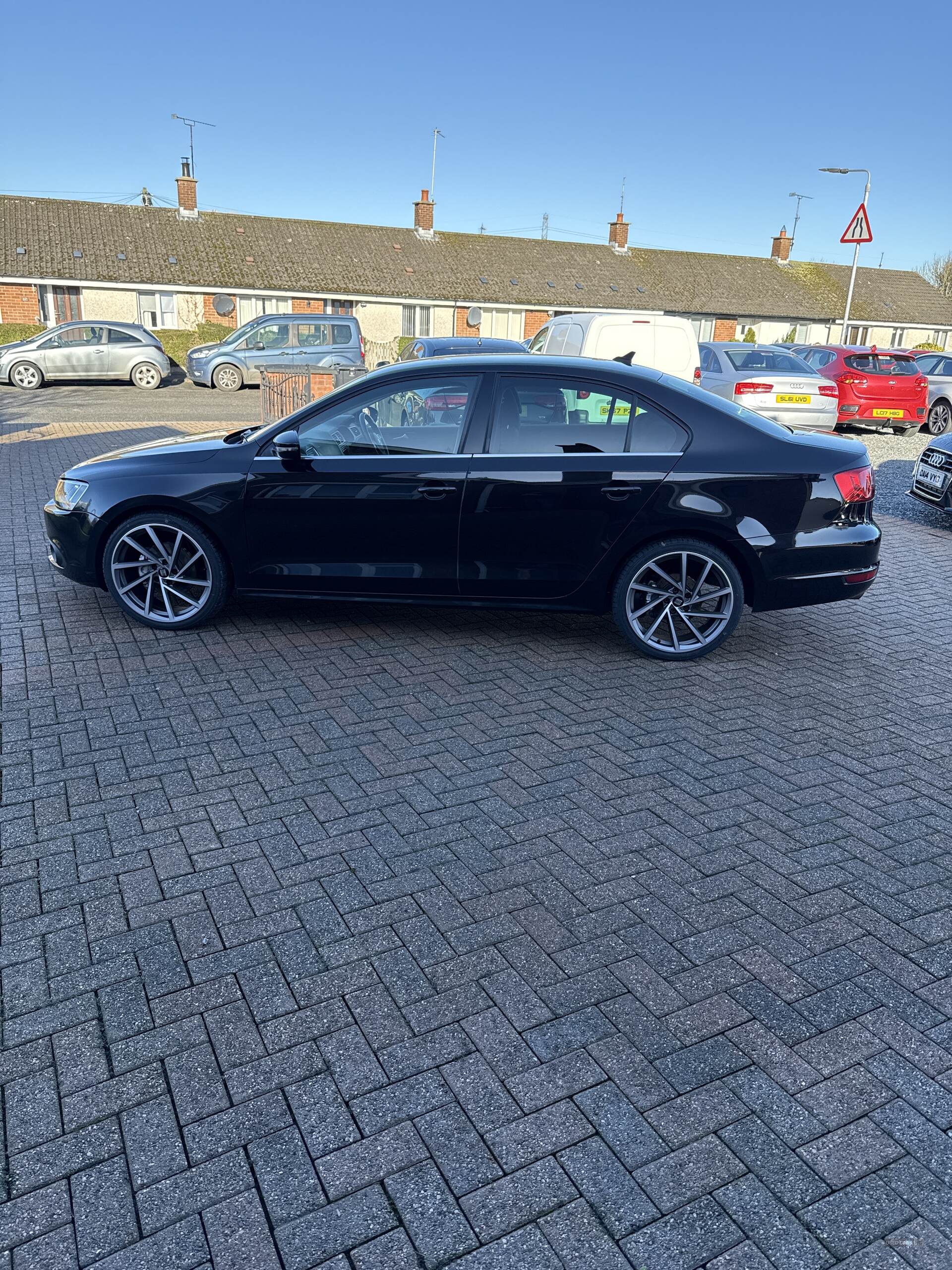 Oct 2013 Volkswagen Jetta 1.6 TDI CR Bluemotion Tech Limited Edition 4dr