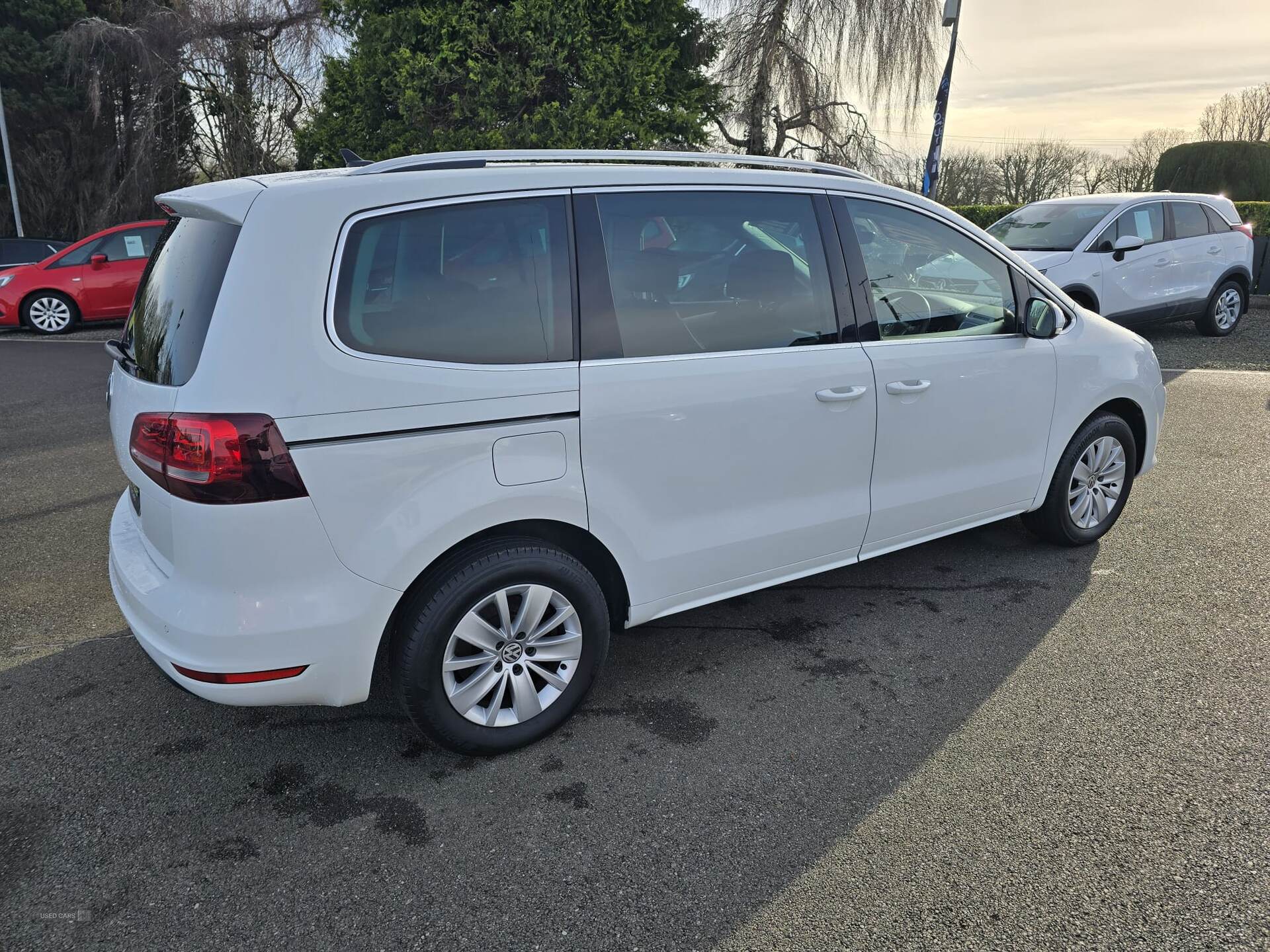 Oct 2019 Volkswagen Sharan 2.0 TDI SCR 150 SE Nav 5dr