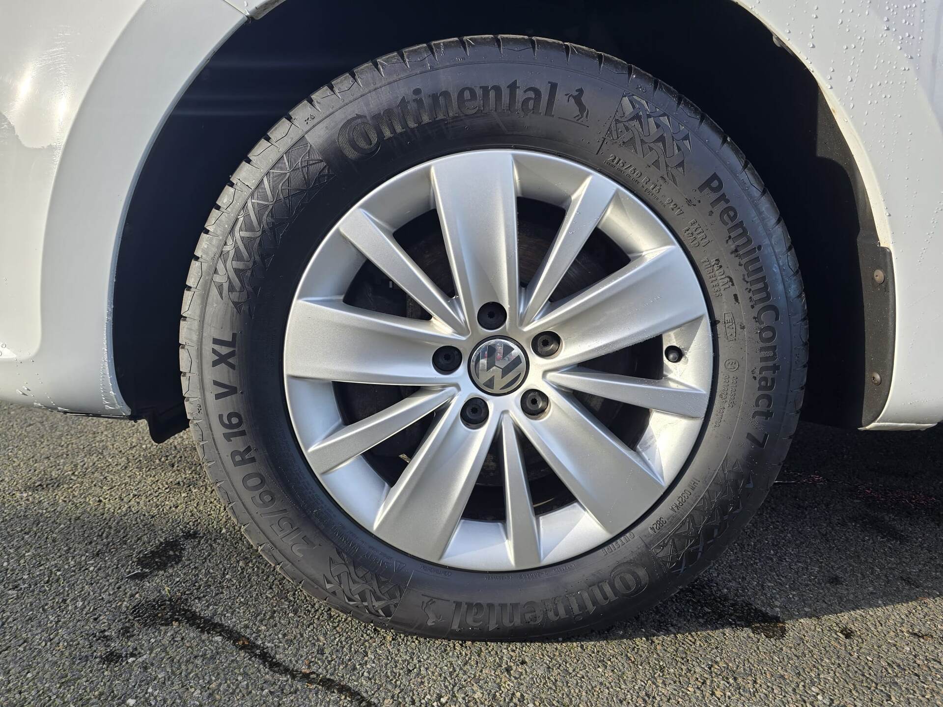 Oct 2019 Volkswagen Sharan 2.0 TDI SCR 150 SE Nav 5dr