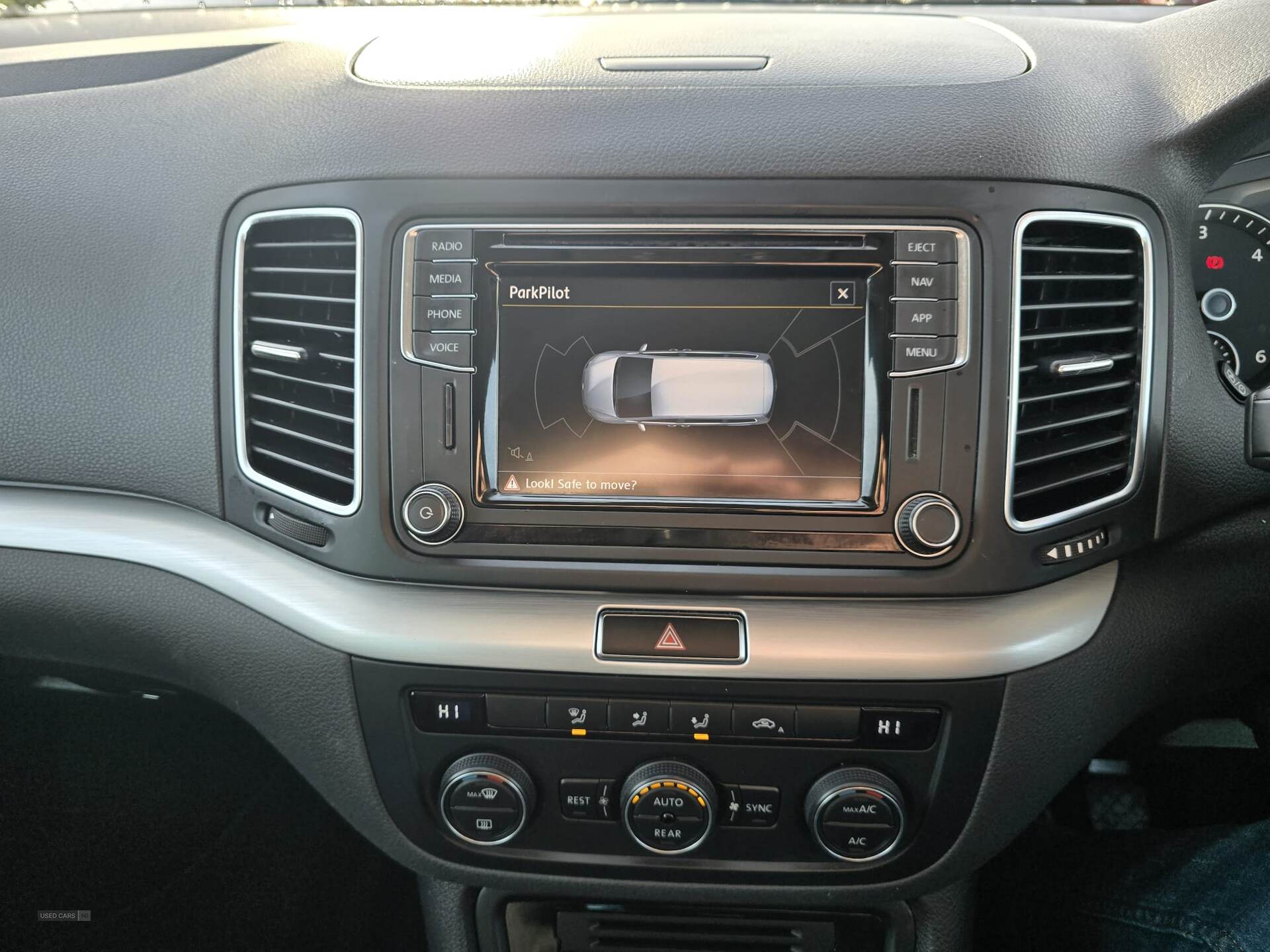 Oct 2019 Volkswagen Sharan 2.0 TDI SCR 150 SE Nav 5dr