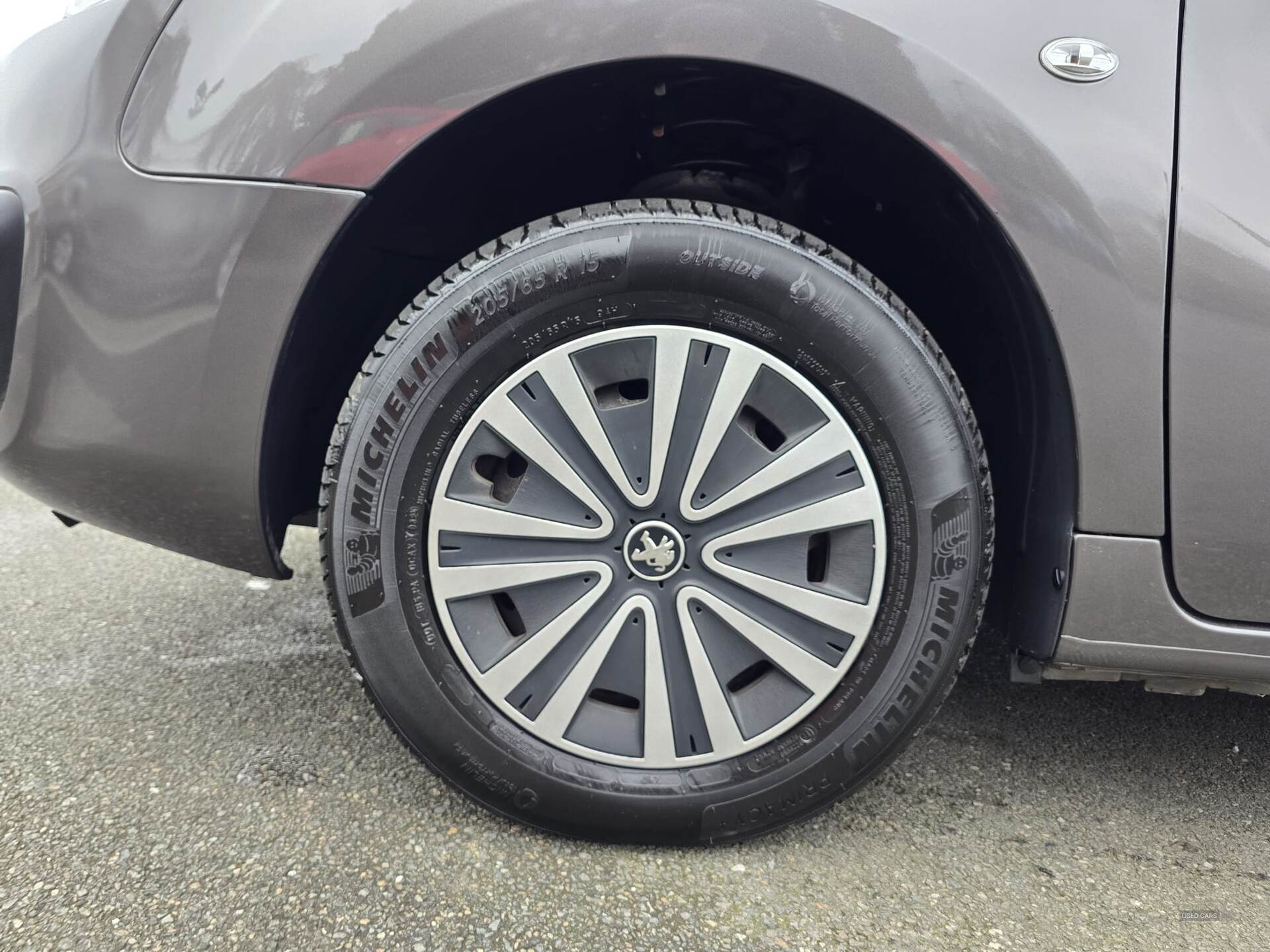 Apr 2018 Peugeot Partner Tepee 1.6 BlueHDi 100 Active 5dr ETG