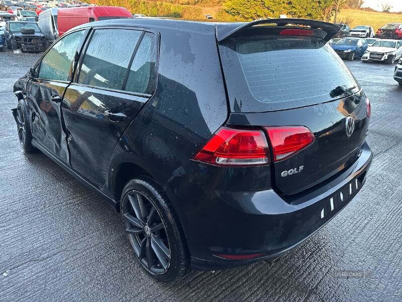  2014 Volkswagen Golf SE BLUEMOTION 1.6 TDi CLHA