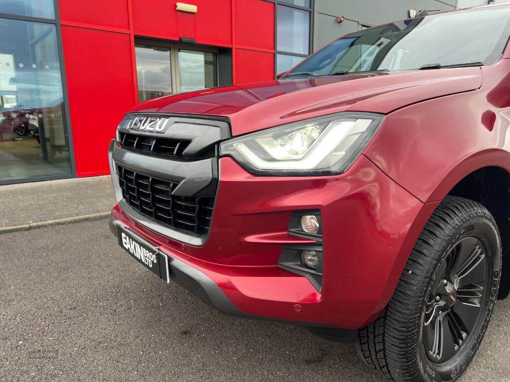 Apr 2021 Isuzu D-Max 1.9 V-Cross Double Cab 4x4 Auto