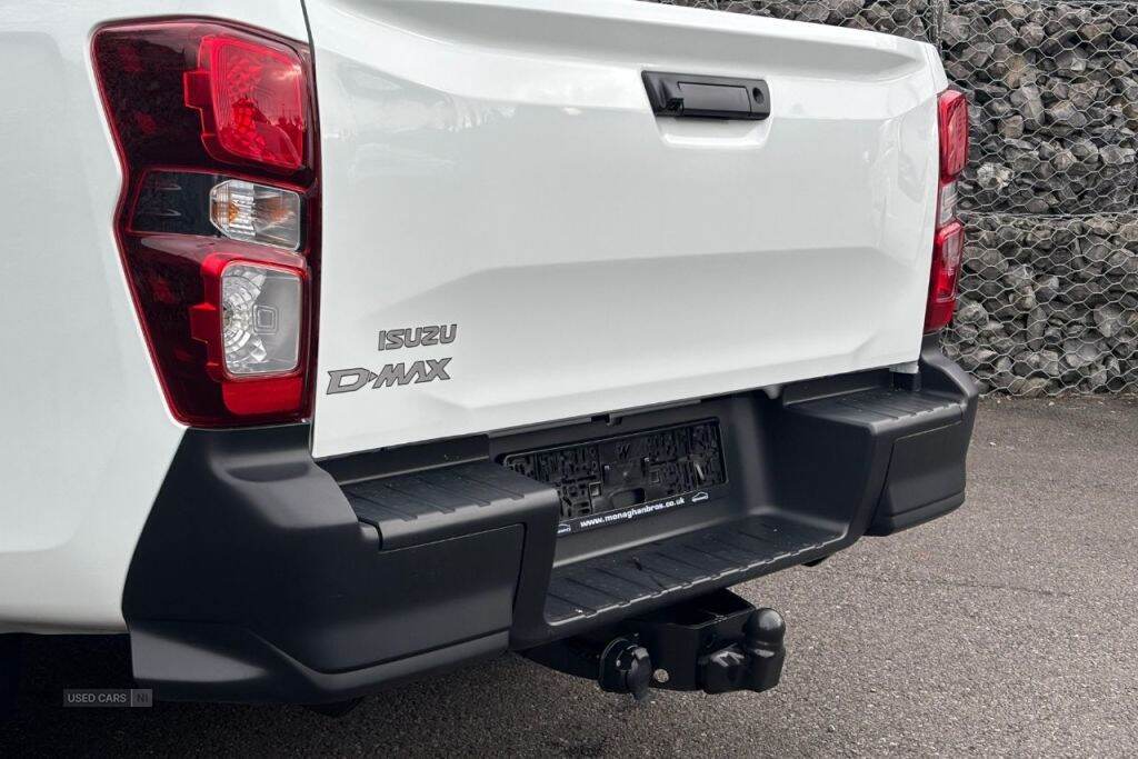  2025 Isuzu D-Max Utility Double Cab (DL) 1.9 4WD Euro 6 (s/s) 4dr