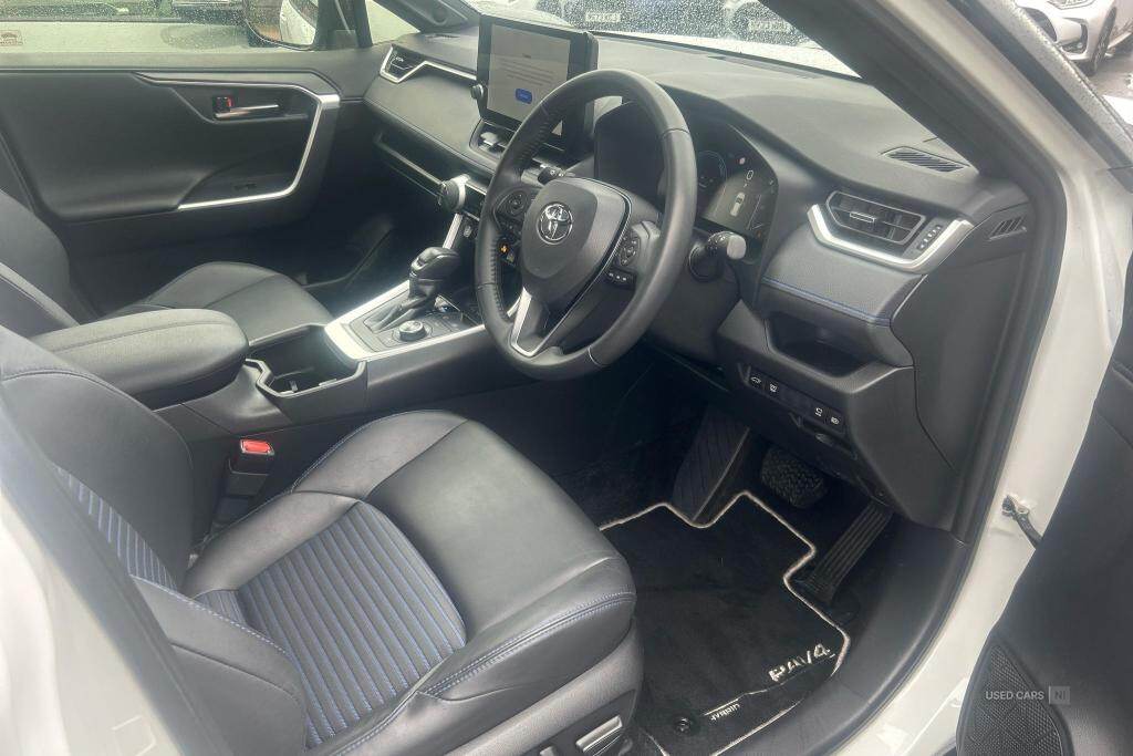 May 2023 Toyota RAV4 2.5 VVT-i Hybrid Dynamic 5dr CVT