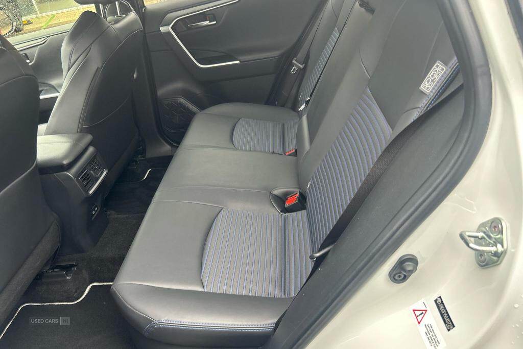 May 2023 Toyota RAV4 2.5 VVT-i Hybrid Dynamic 5dr CVT