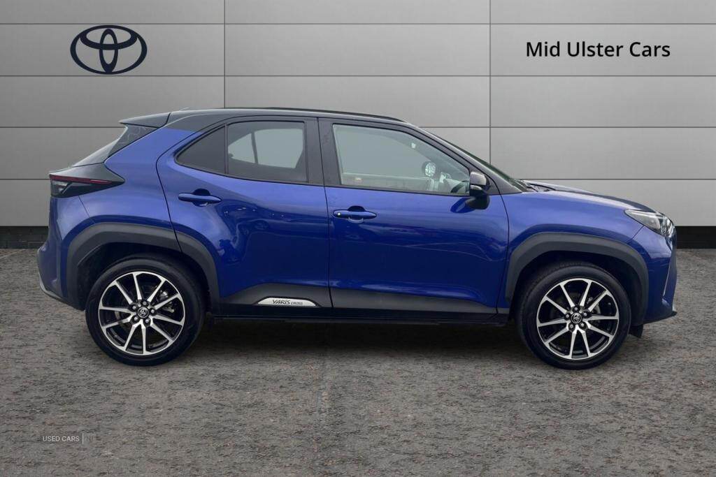 Mar 2023 Toyota Yaris Cross 1.5 Hybrid GR Sport 5dr CVT