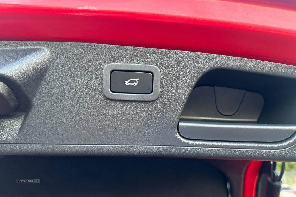 Oct 2018 Jaguar E-Pace 2.0d [180] First Edition 5dr Auto