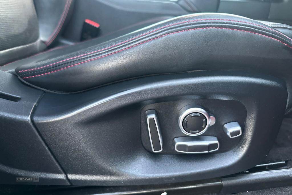 Oct 2018 Jaguar E-Pace 2.0d [180] First Edition 5dr Auto