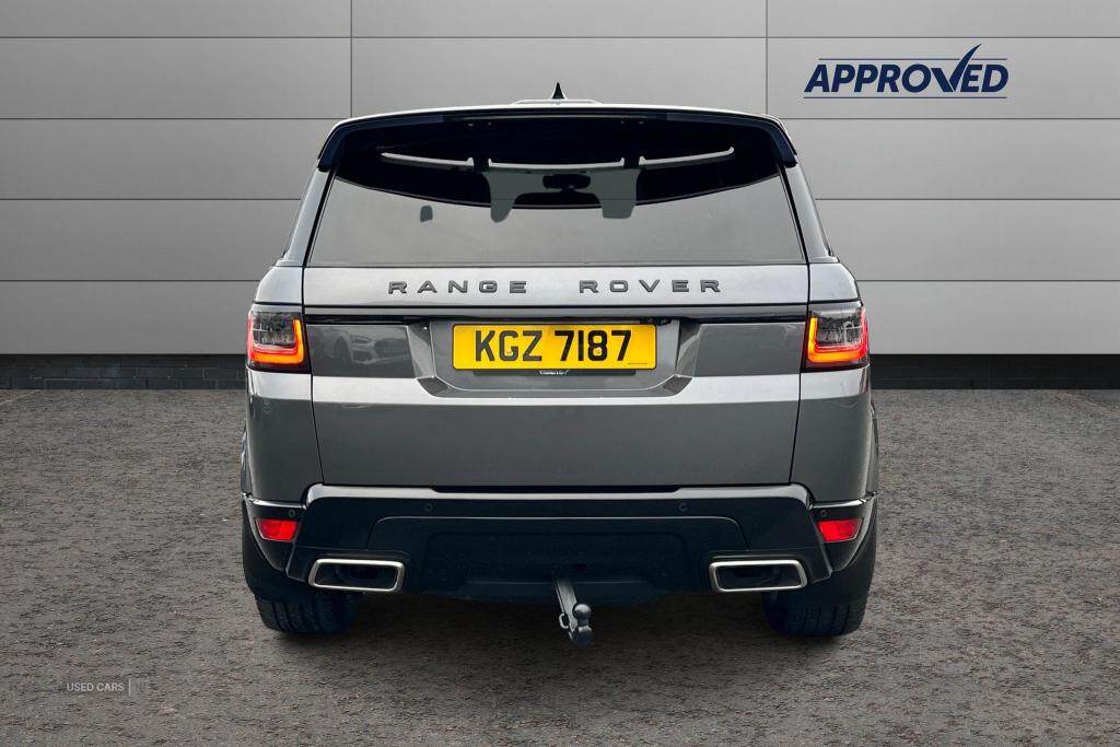 Sep 2018 Land Rover Range Rover Sport 3.0 SDV6 HSE 5dr Auto [7 Seat]