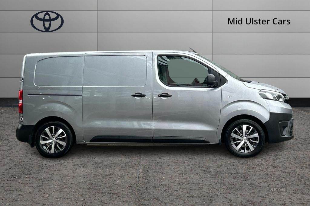 Feb 2020 Toyota Proace 1.5D 120 Icon Van
