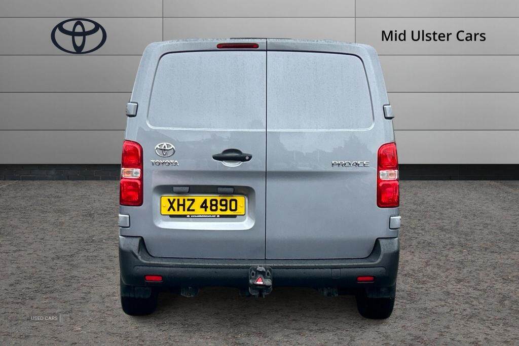 Feb 2020 Toyota Proace 1.5D 120 Icon Van