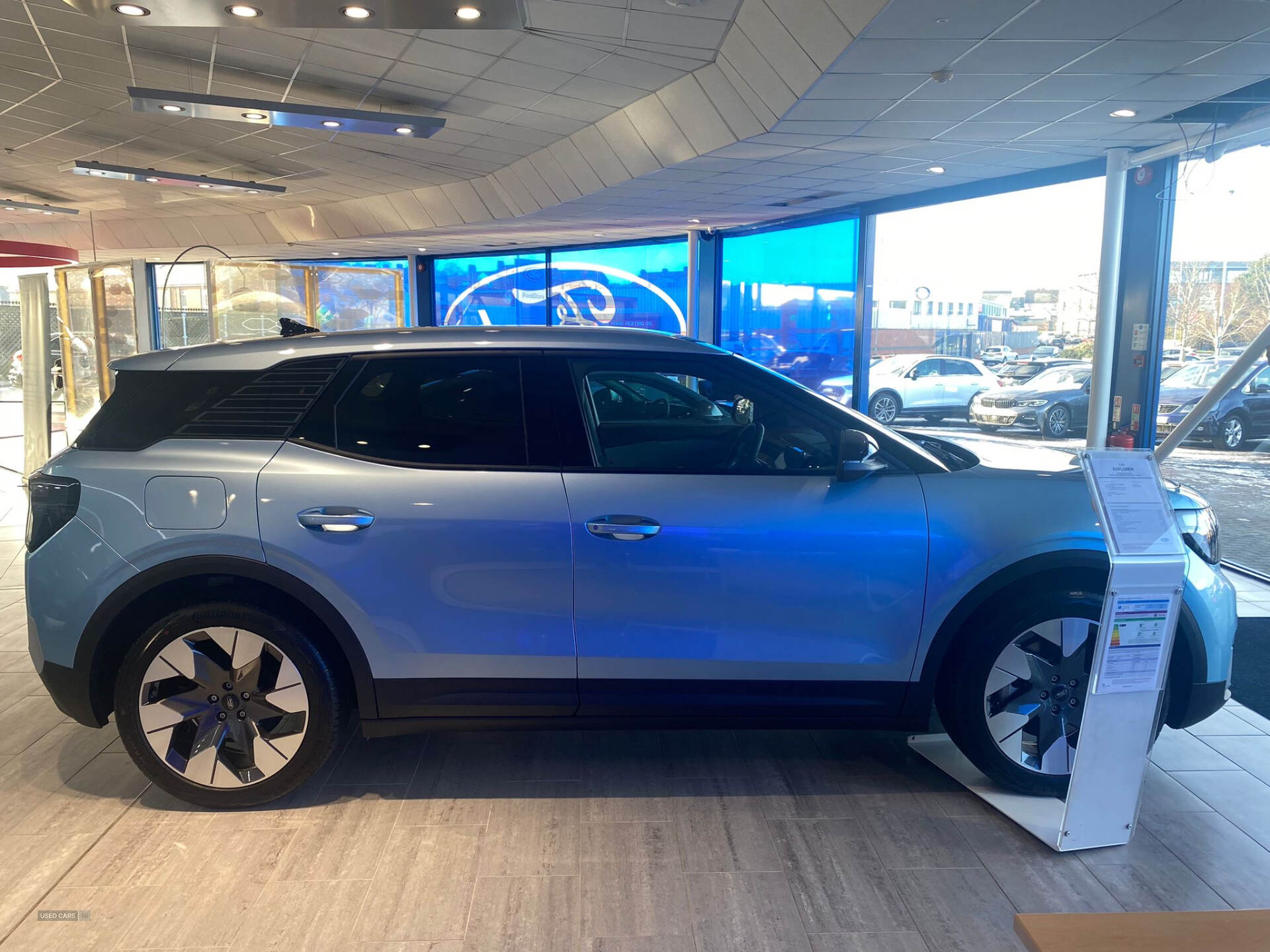 Feb 2025 Ford Explorer Premium Extended Range