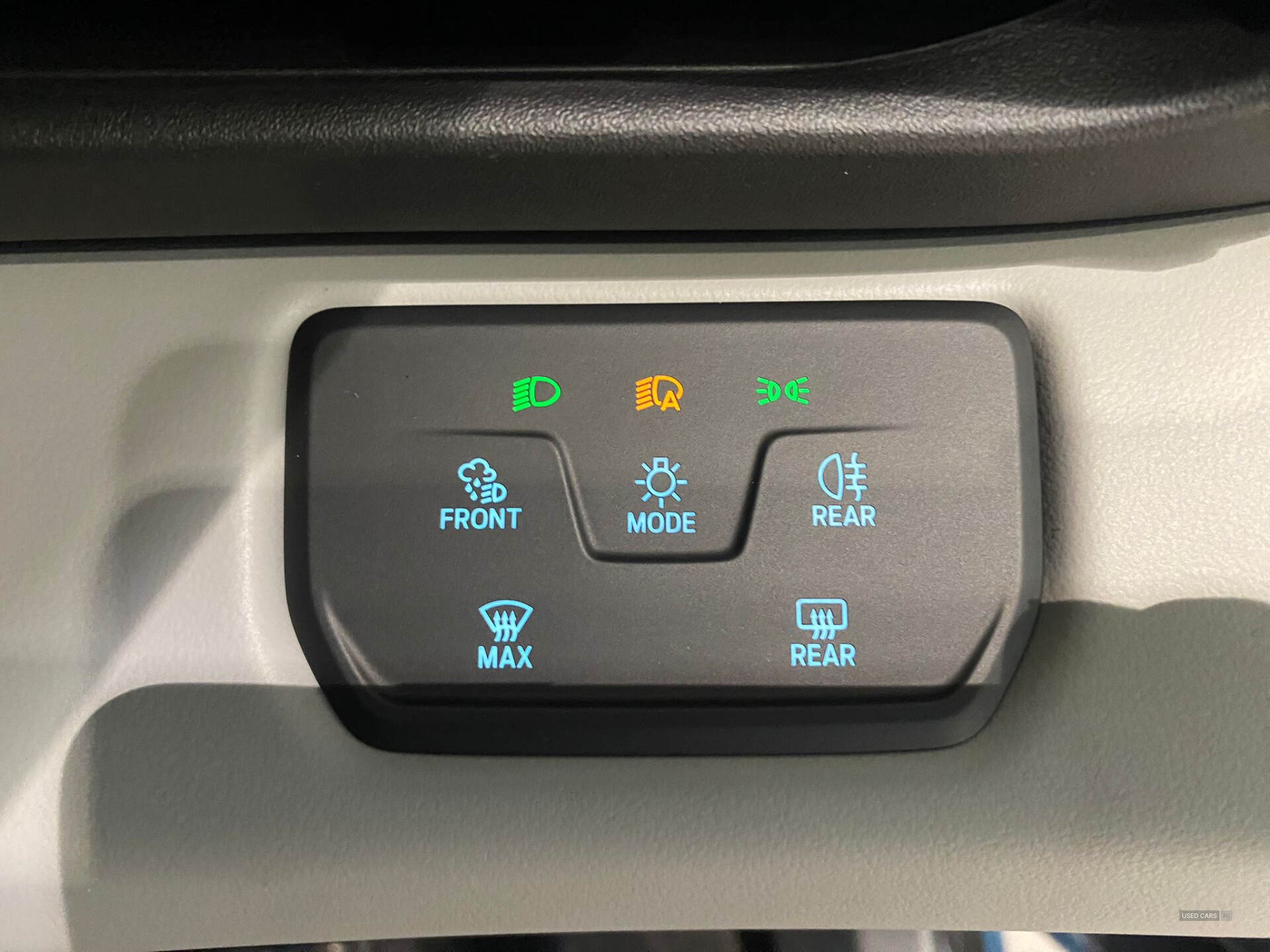 Feb 2025 Ford Explorer Premium Extended Range