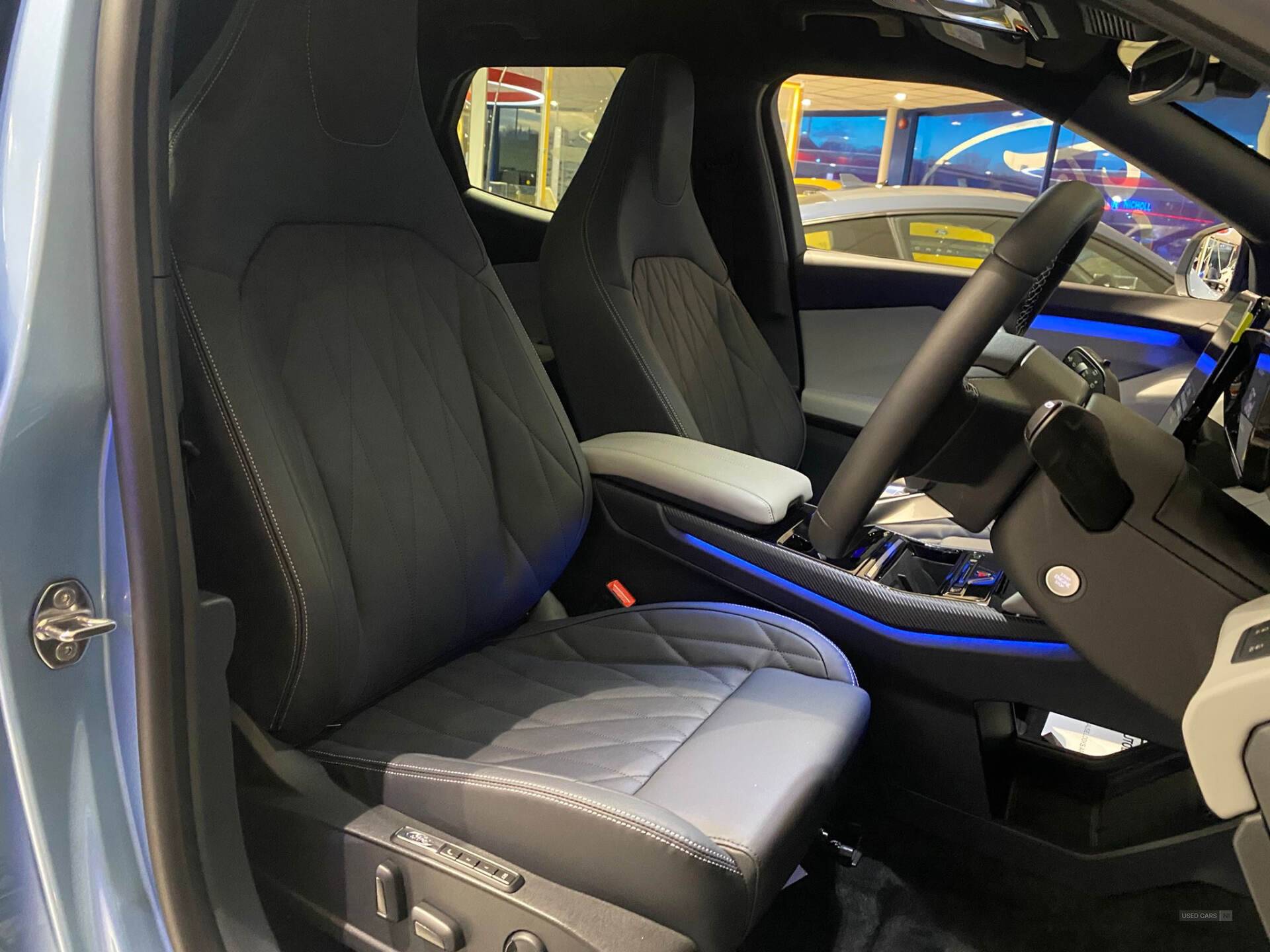 Feb 2025 Ford Explorer Premium Extended Range