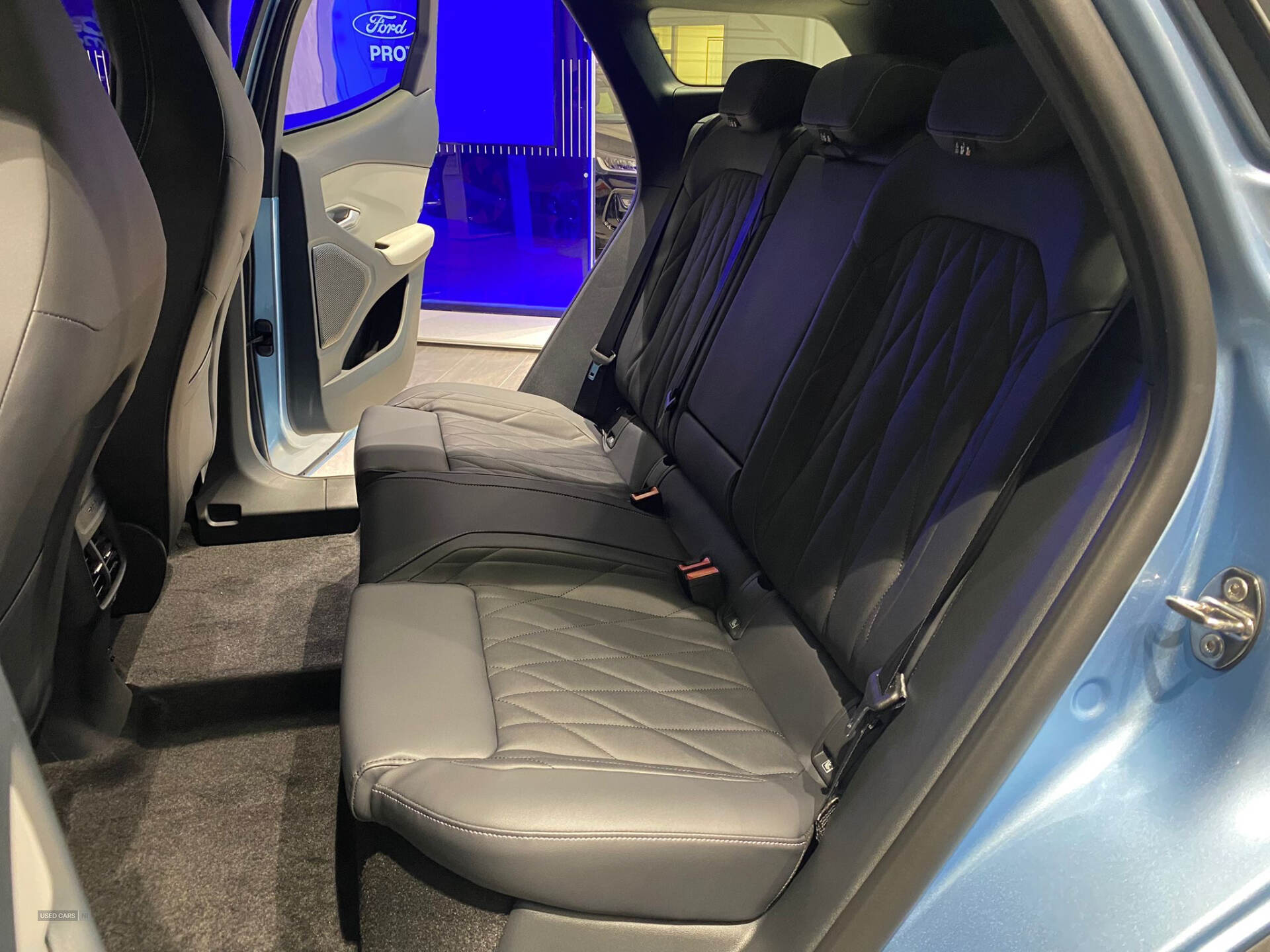 Feb 2025 Ford Explorer Premium Extended Range