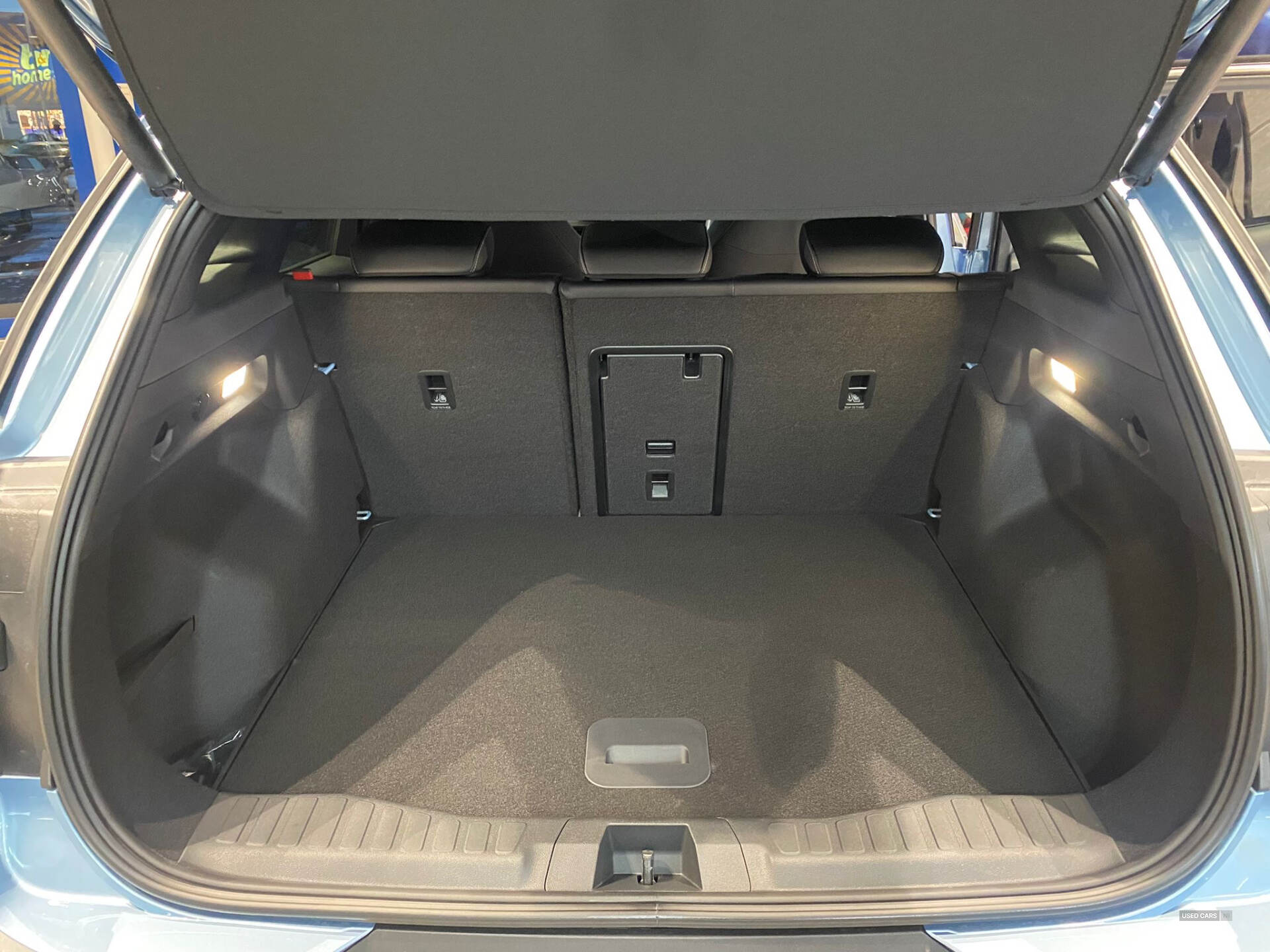 Feb 2025 Ford Explorer Premium Extended Range