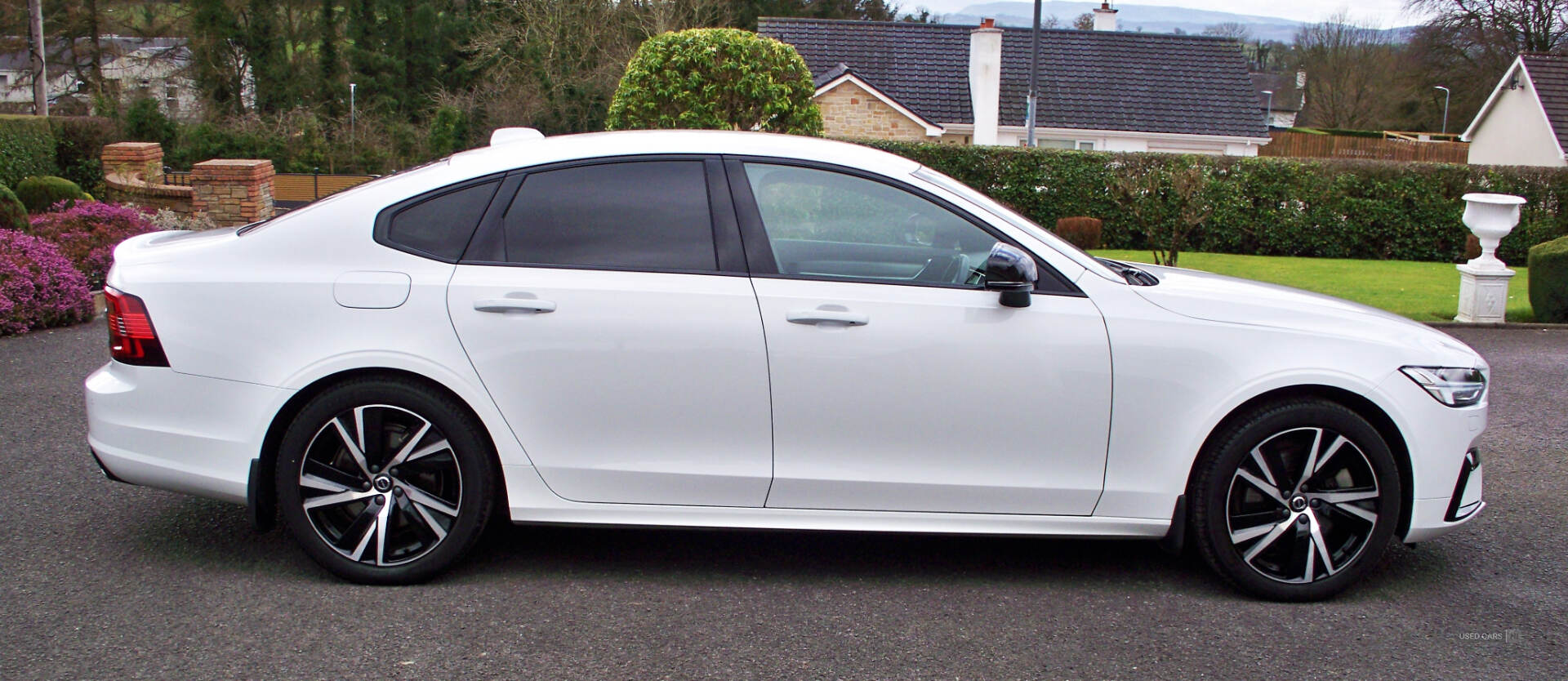 Jul 2021 Volvo S90 2.0 T8 Recharge PHEV R DESIGN 4dr AWD Auto