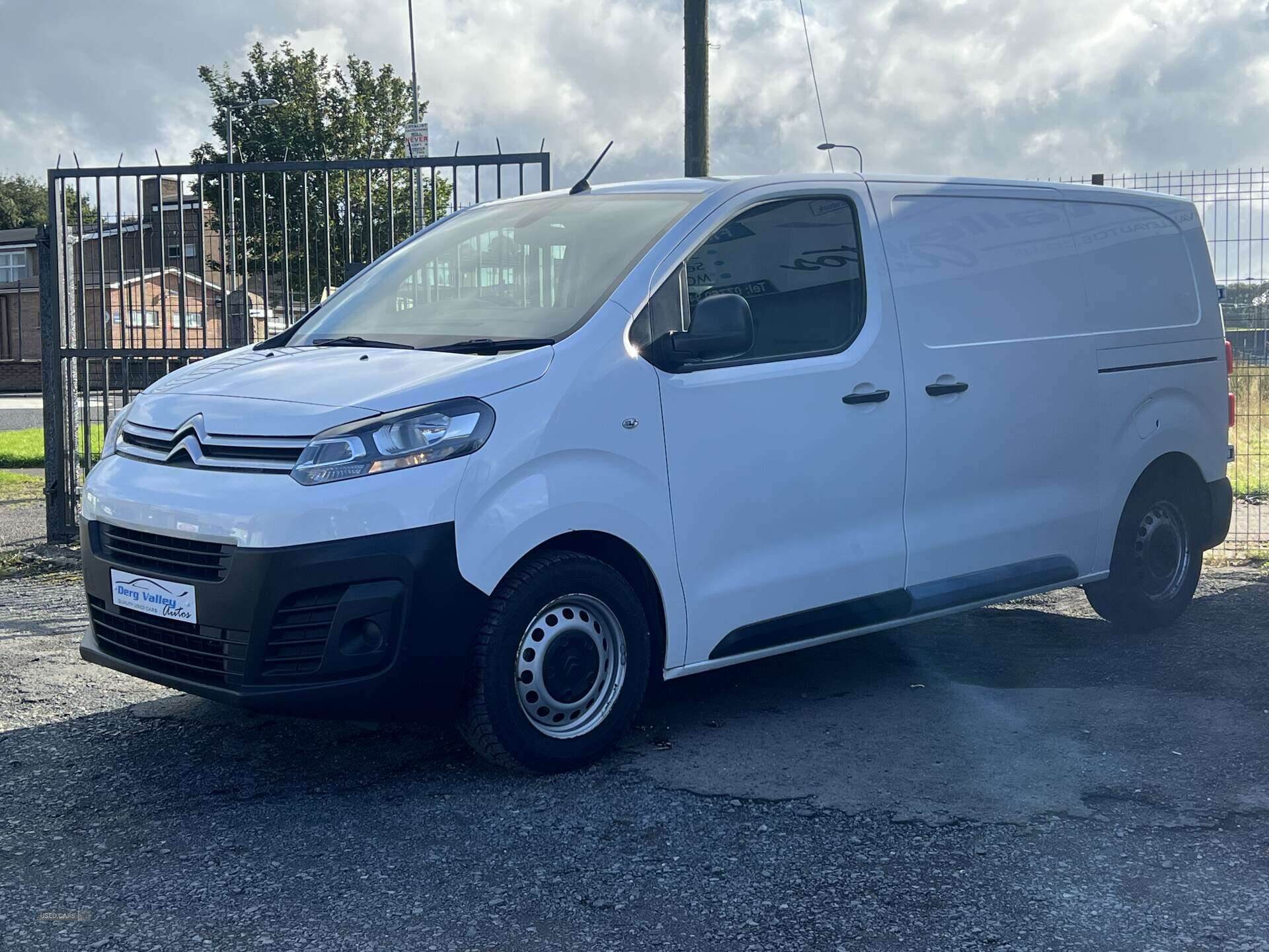 Jan 2020 Citroen Dispatch 1000 1.5 BlueHDi 100 Van Enterprise