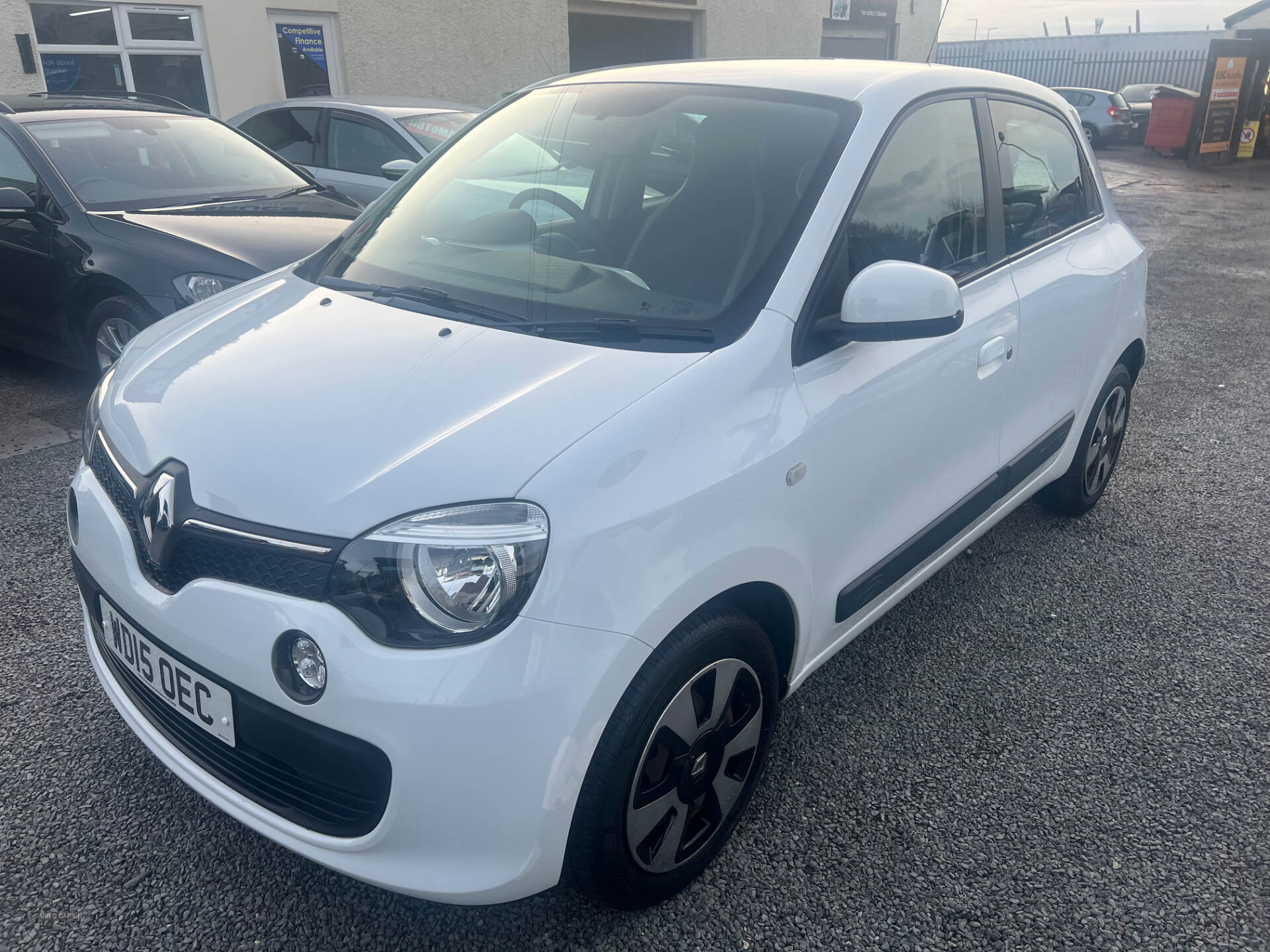 Renault Twingo HATCHBACK in Down