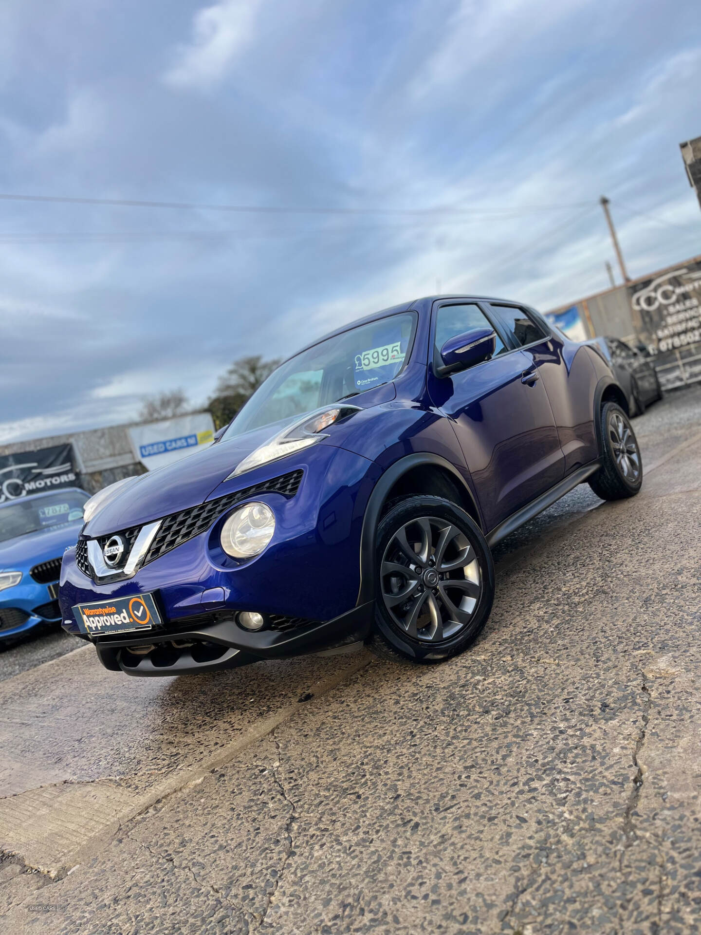 Nissan Juke HATCHBACK in Down